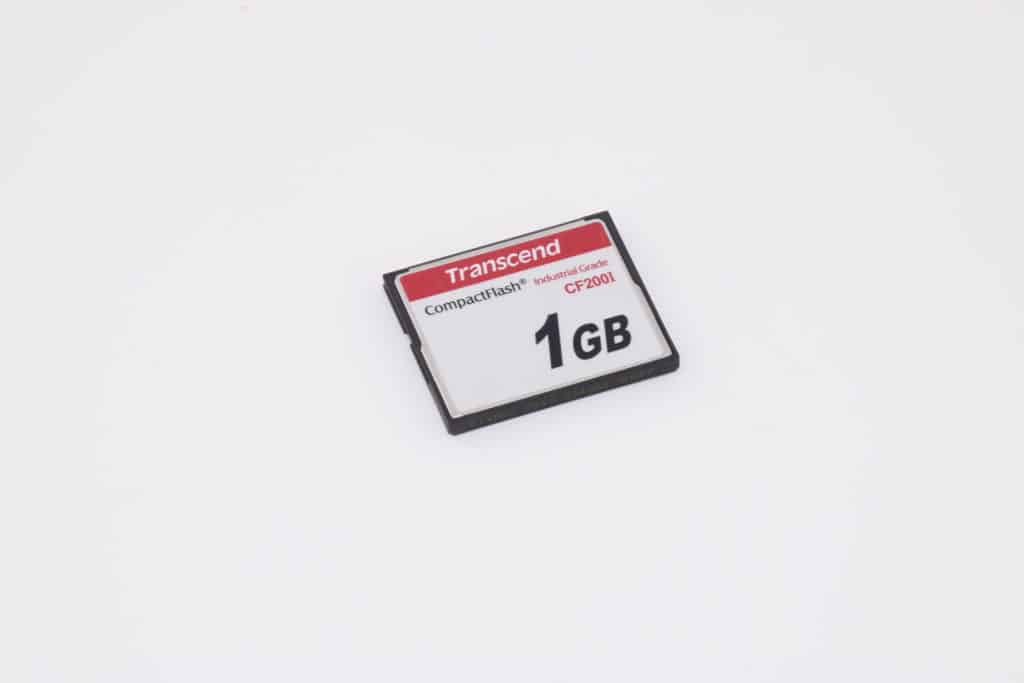 Compact Flash 1Gb IRC5 avec Boot Image DSQC 656 3HAC025465-011