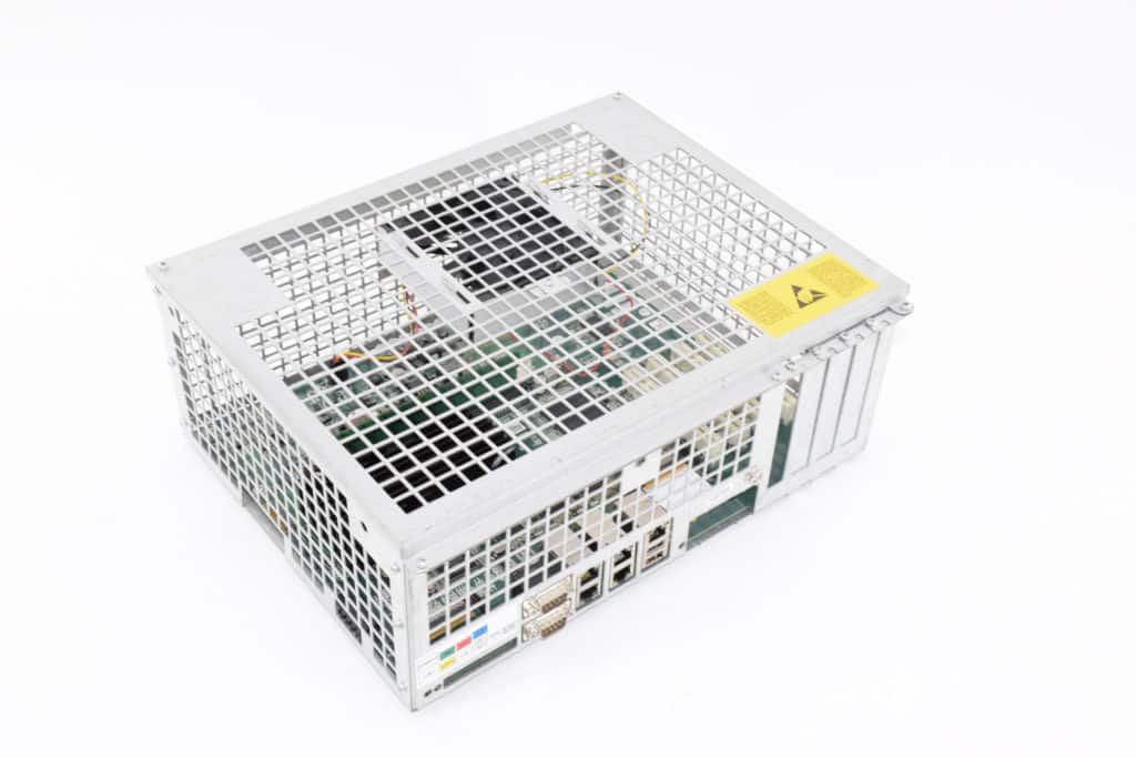 Catégorie de produit Cartes de commande et Racks PC chez BKTRONIC